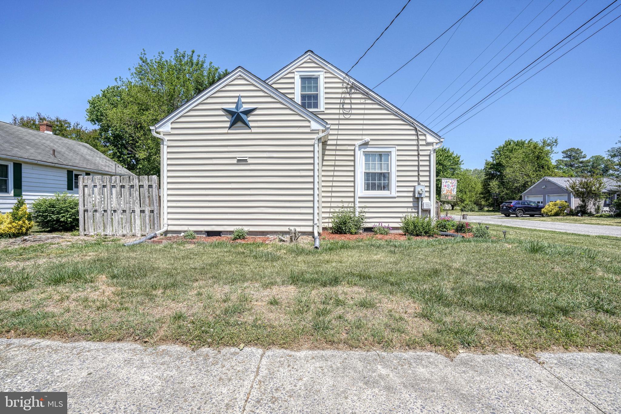 302 VERNON AVENUE