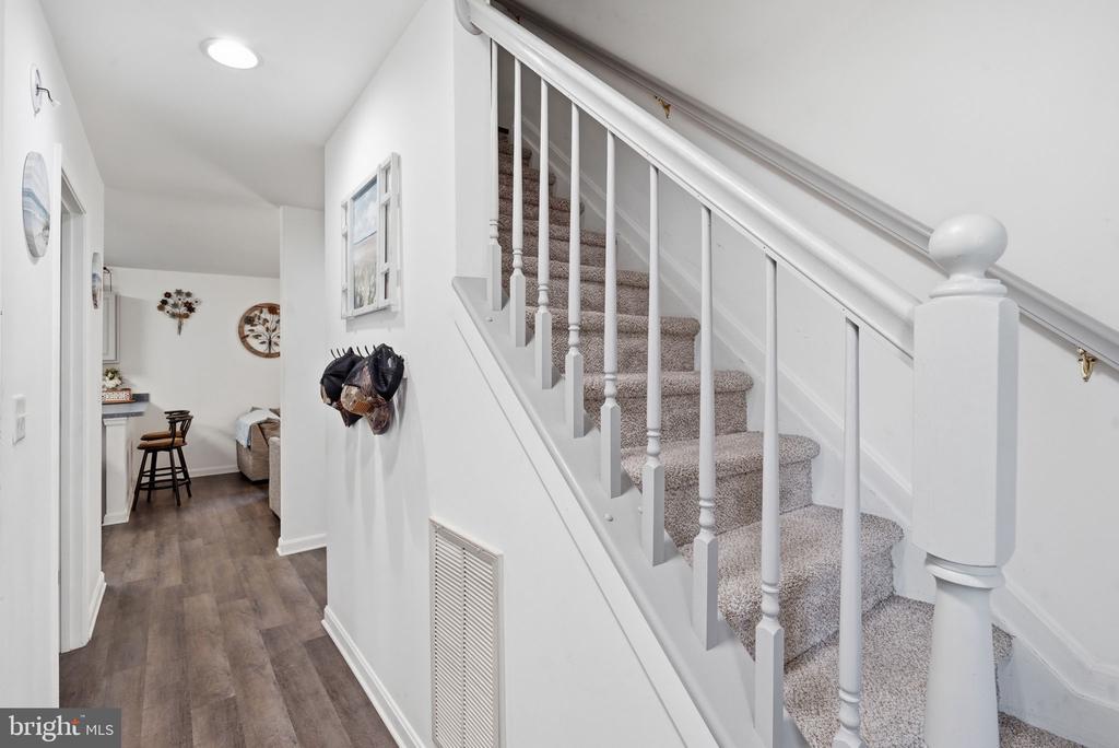 103 ELMOR COURT