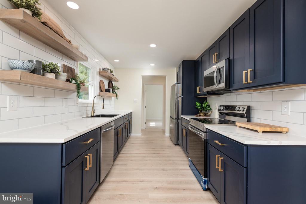 104 CHAMBERS STREET