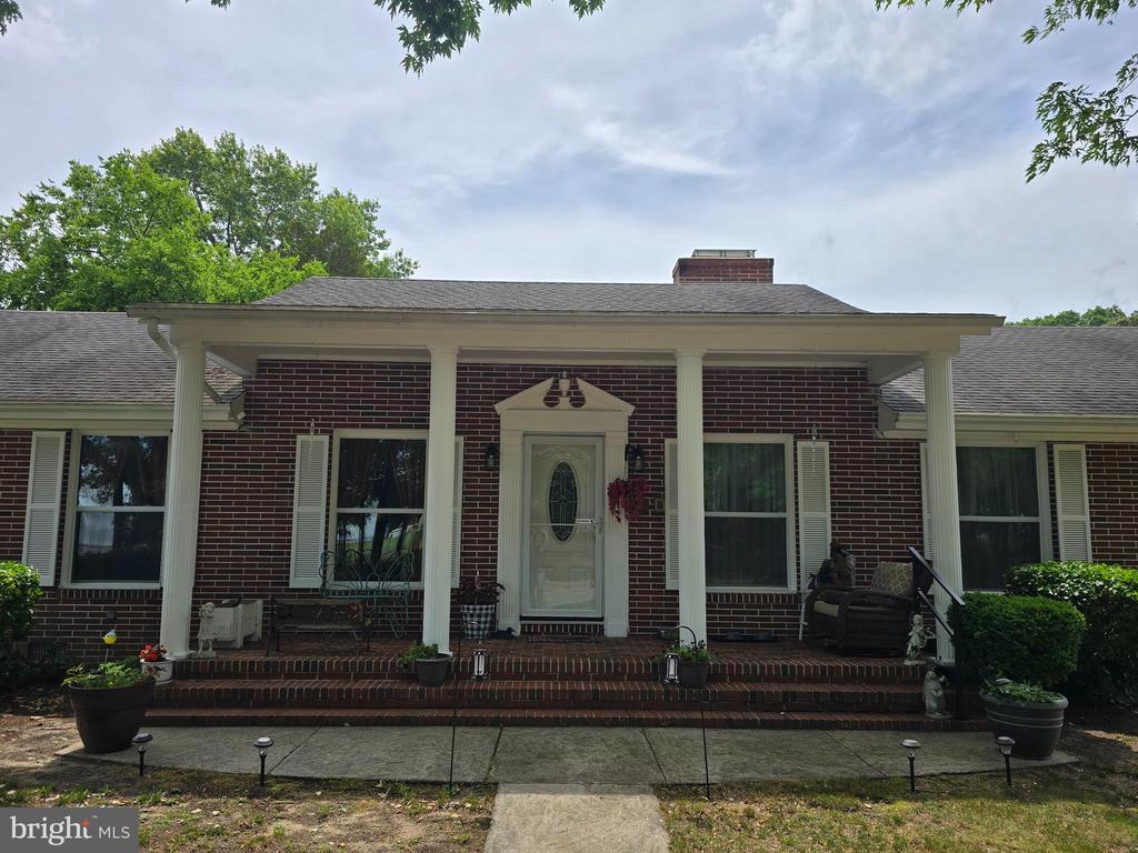 104 CHARLOTTE AVENUE