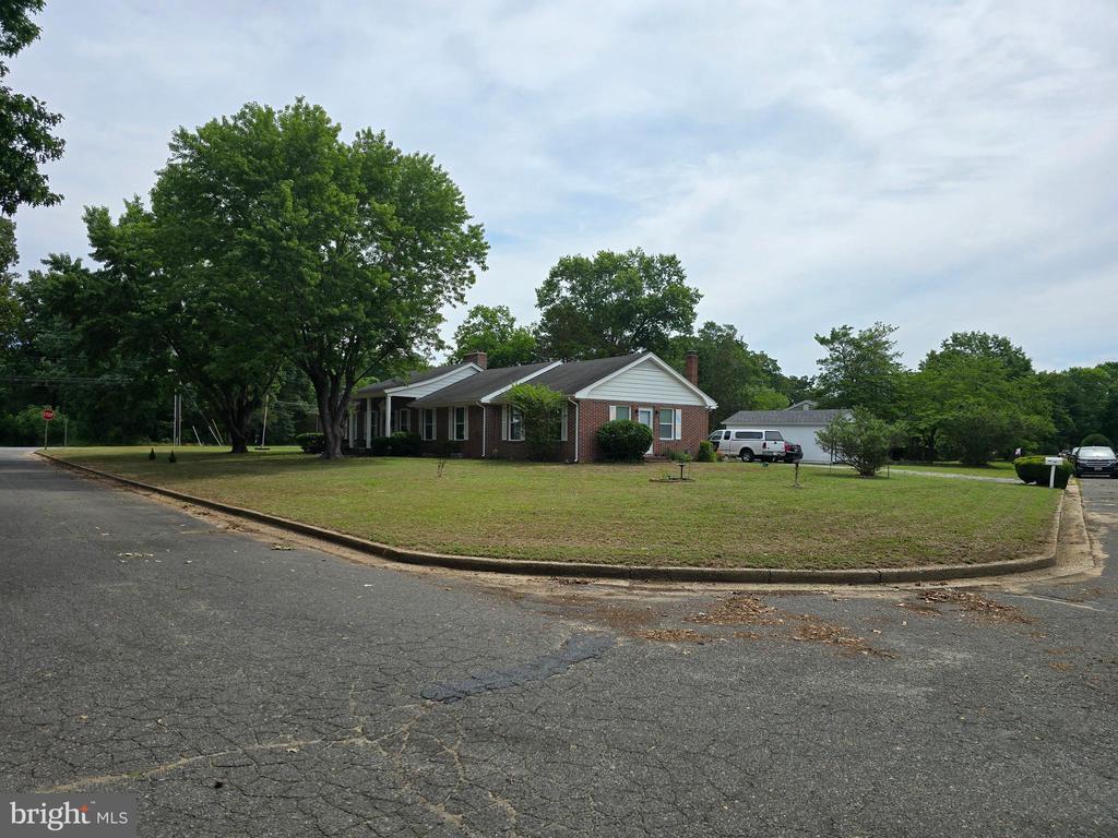 104 CHARLOTTE AVENUE