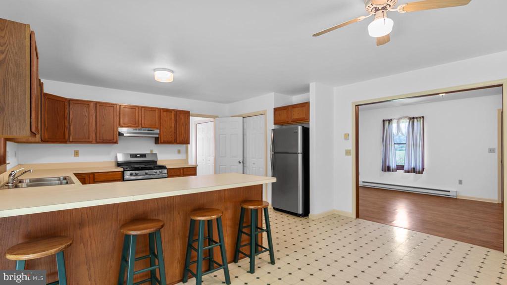 22446 MARSH CREEK ROAD