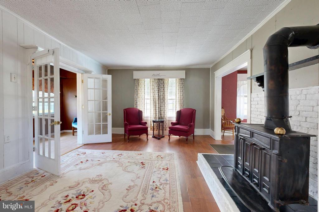 222 S 3RD STREET