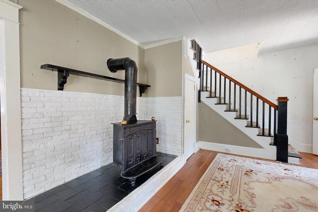 222 S 3RD STREET