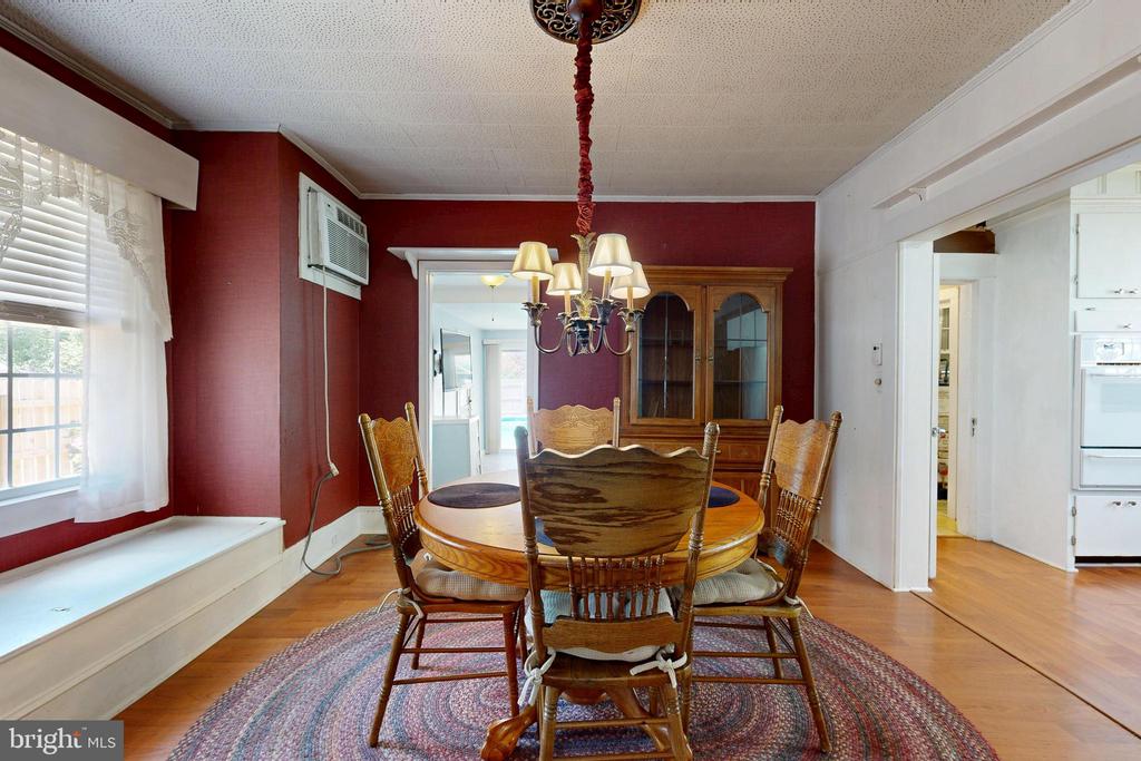 222 S 3RD STREET