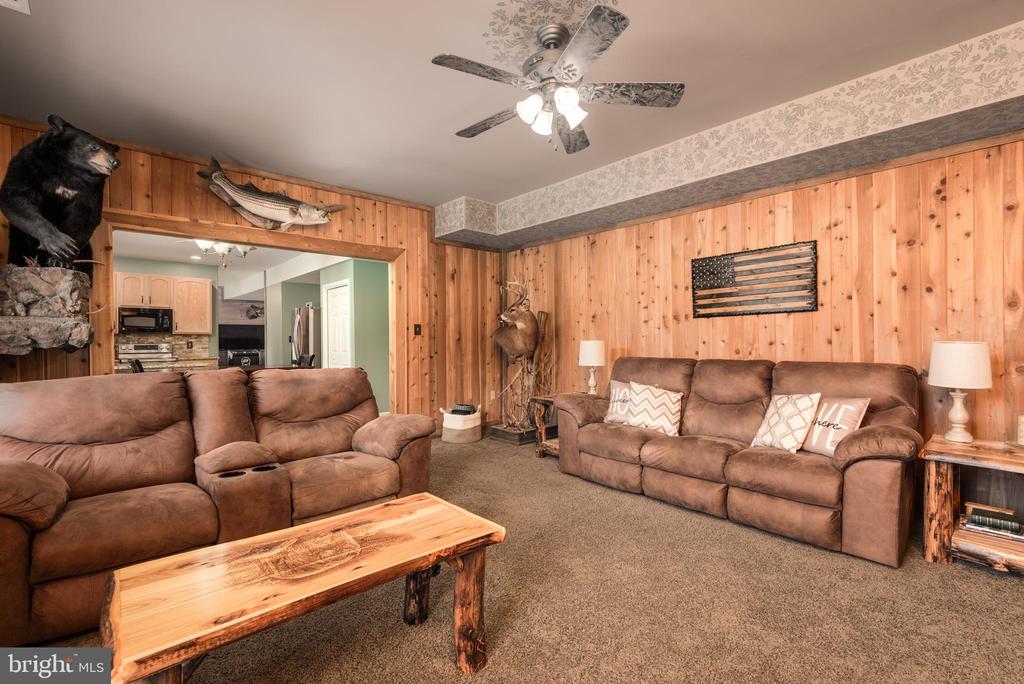 16881 HERITAGE HILLS LANE