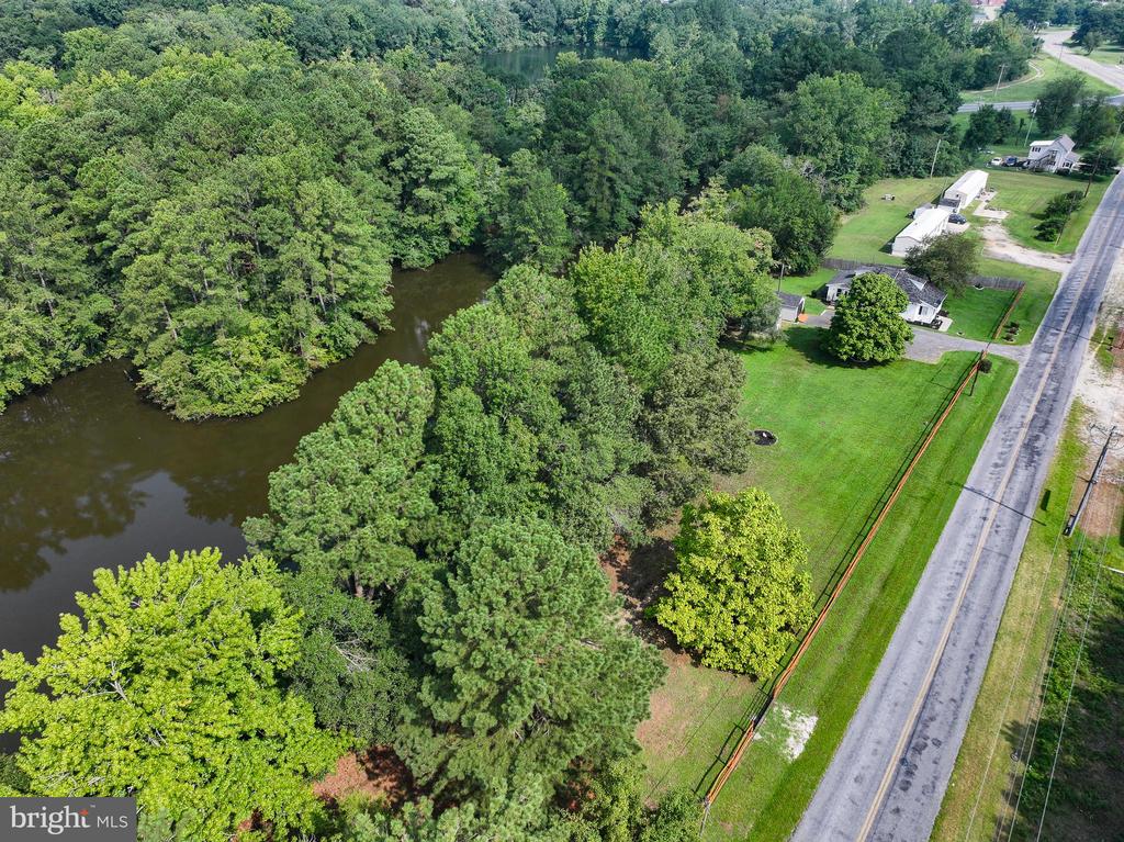 2766 VETERANS DRIVE