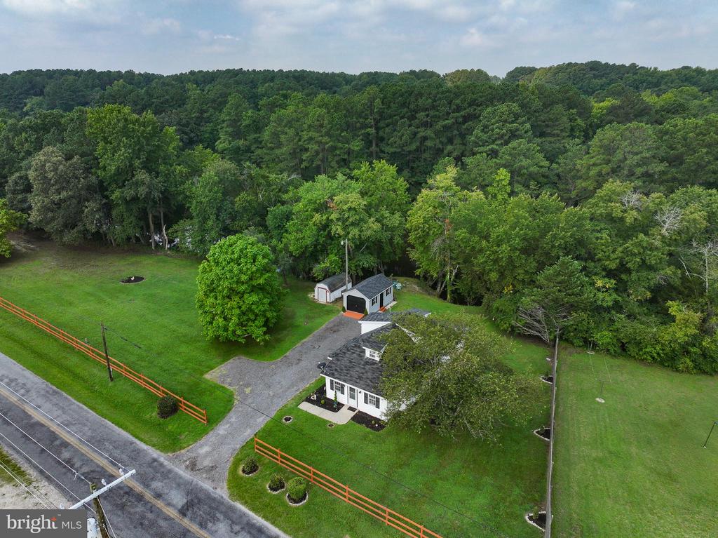 2766 VETERANS DRIVE