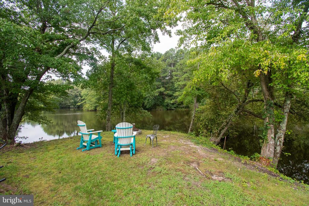 2766 VETERANS DRIVE