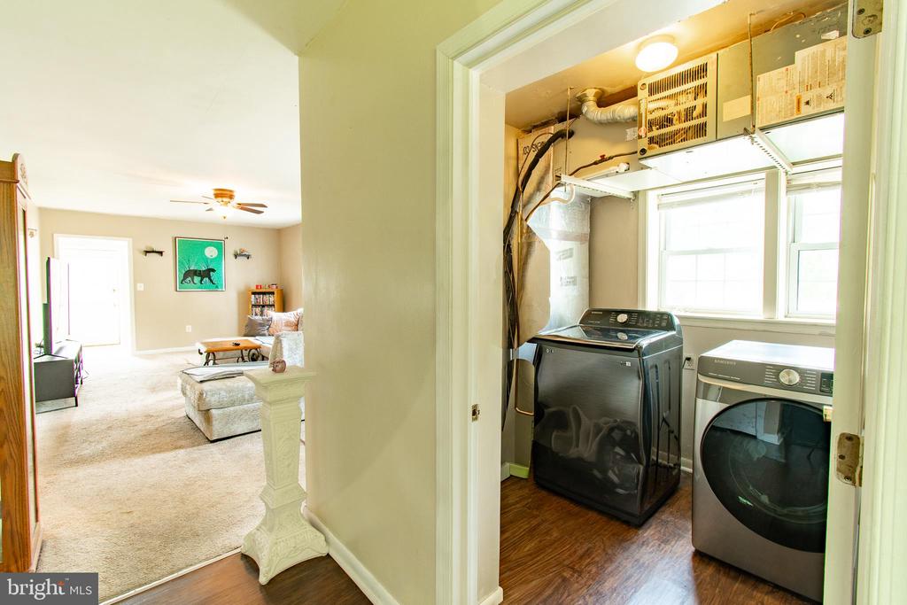 2766 VETERANS DRIVE