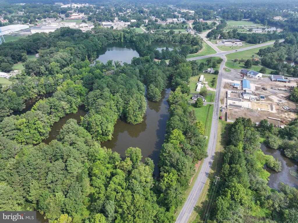 2766 VETERANS DRIVE