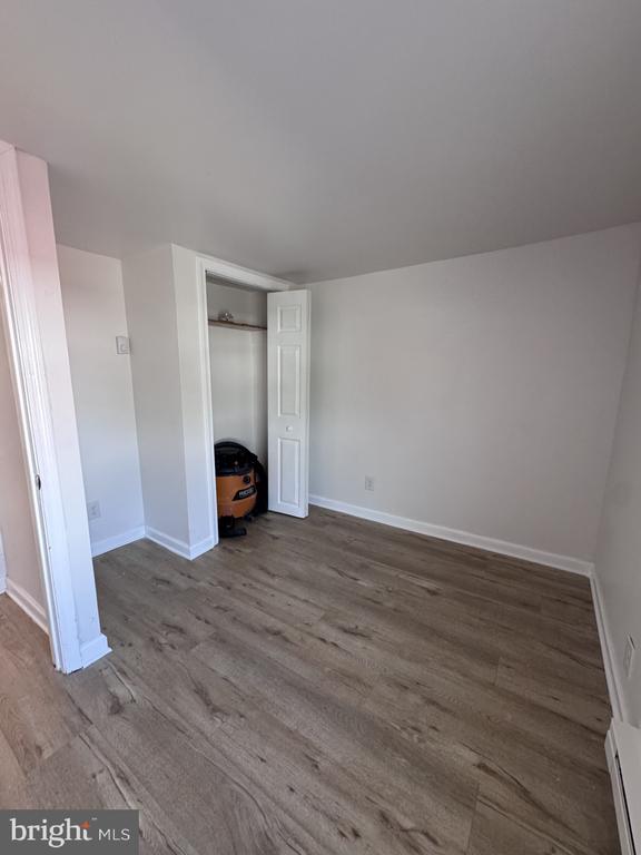 112 ACADEMY AVENUE Unit: 4