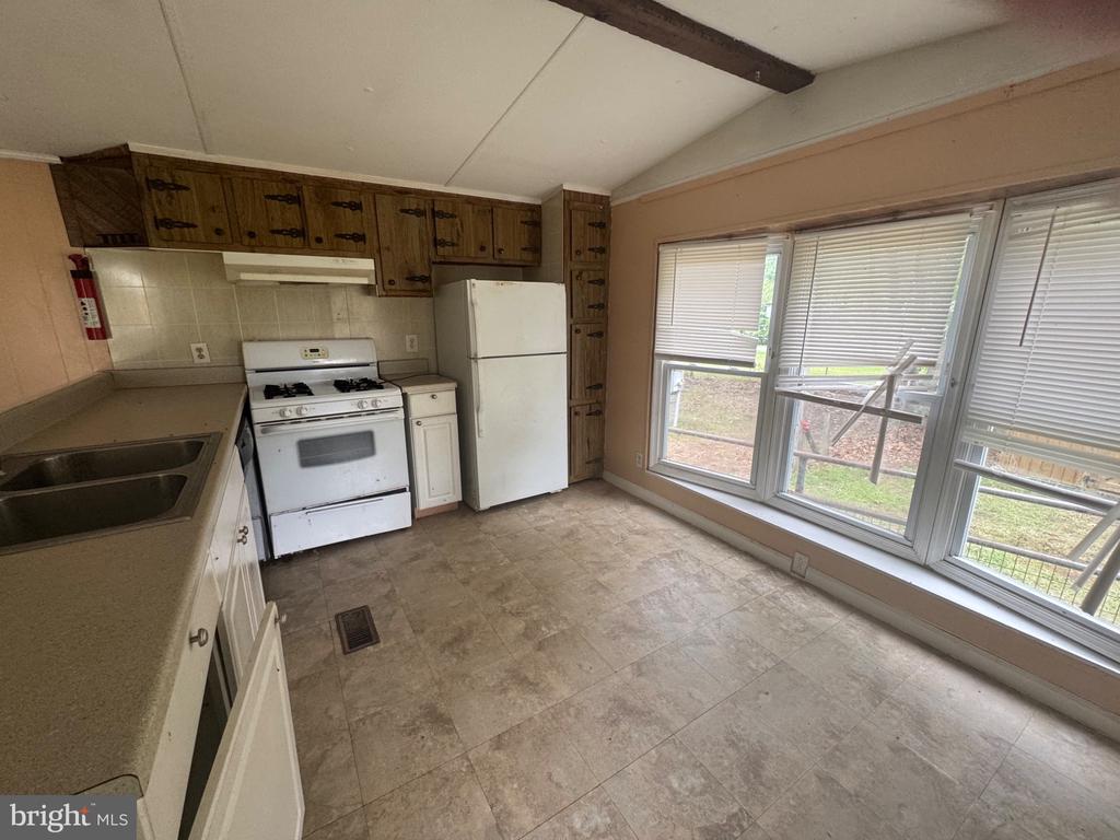 15078 DRAPERS MILL ROAD
