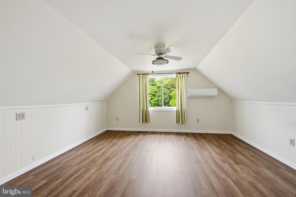 25699 AUCTION ROAD