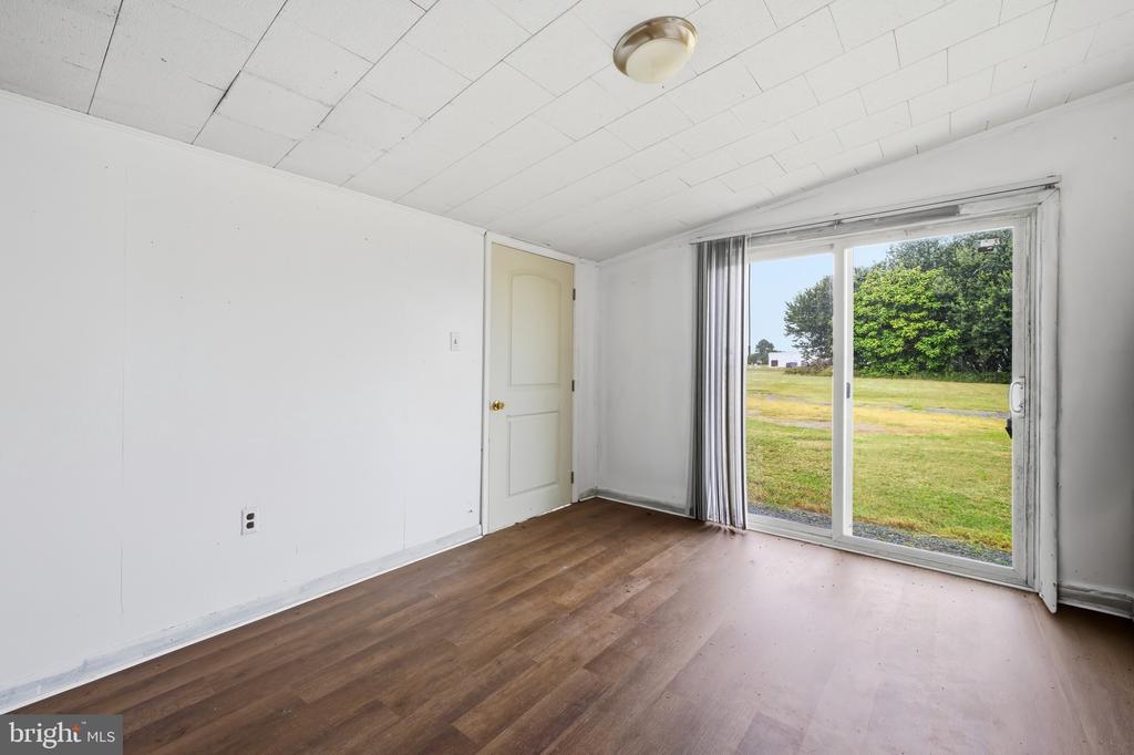25699 AUCTION ROAD