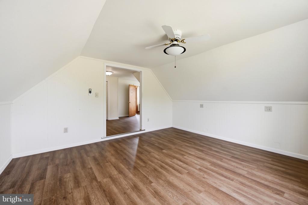 25699 AUCTION ROAD