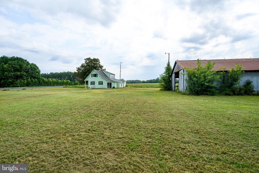 25699 AUCTION ROAD
