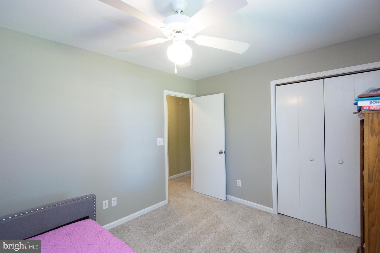 3209 Holly Ln