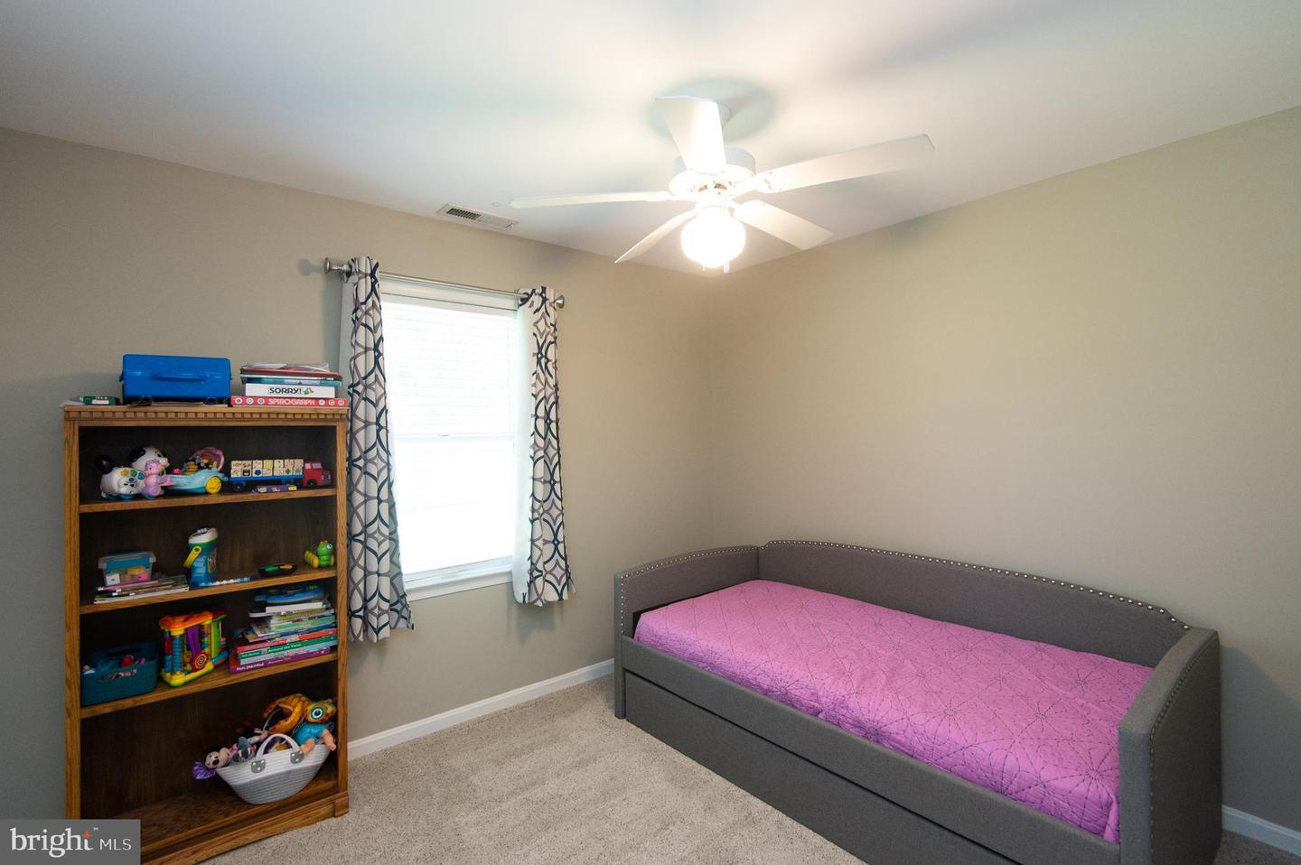 3209 Holly Ln