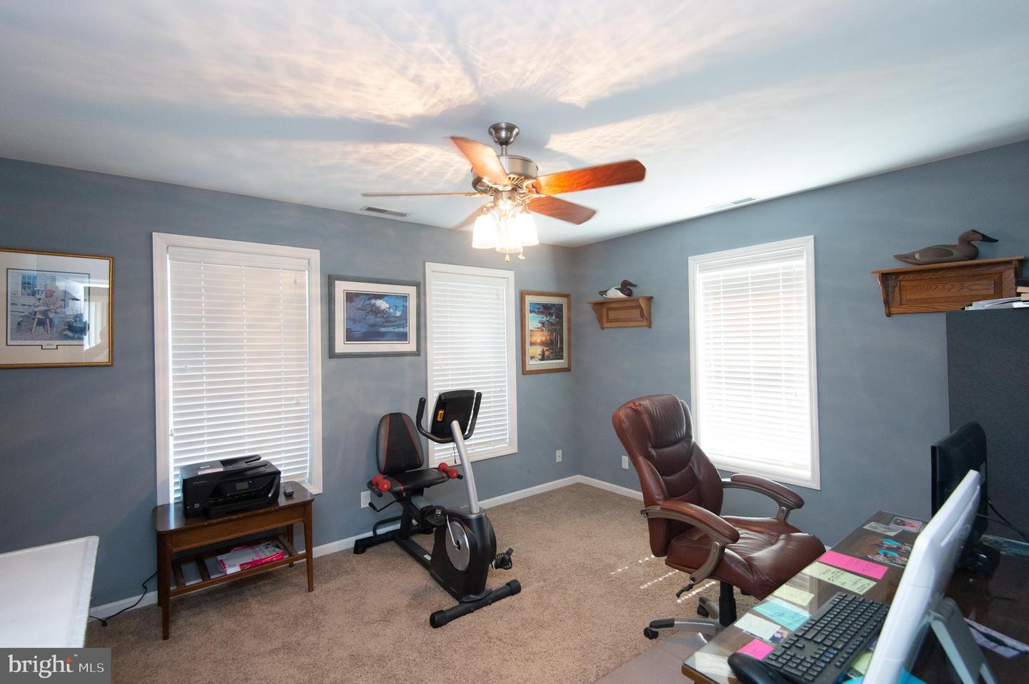 3209 Holly Ln