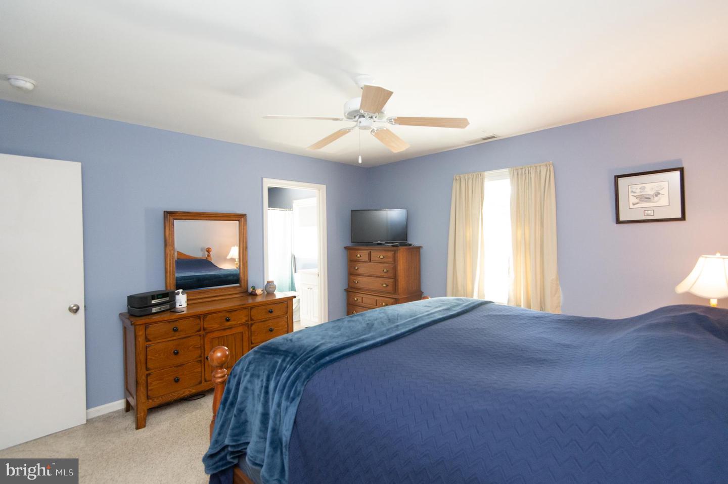 3209 Holly Ln