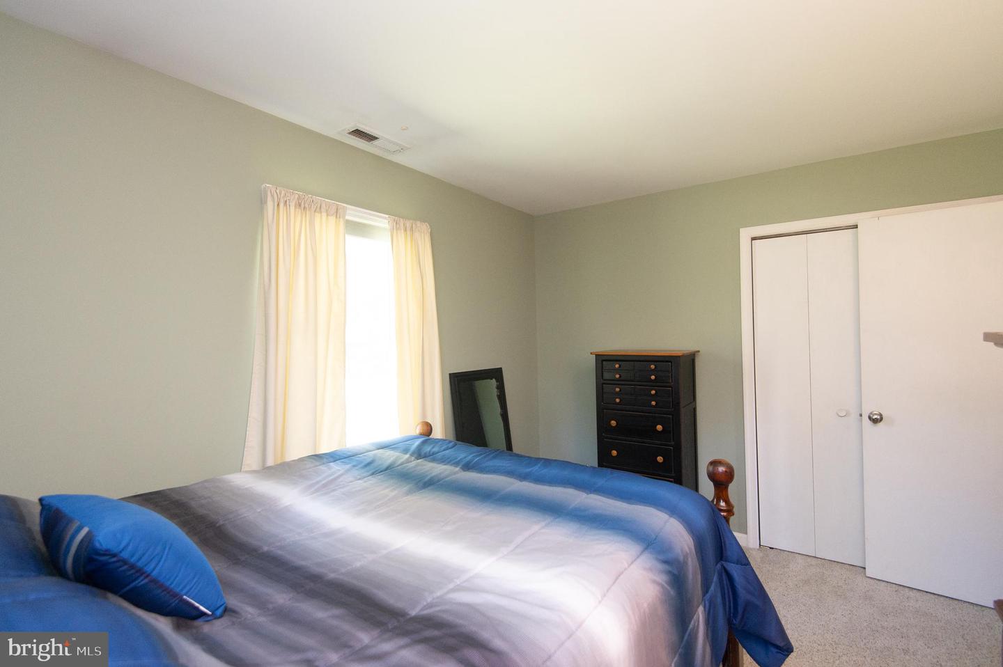 3209 Holly Ln