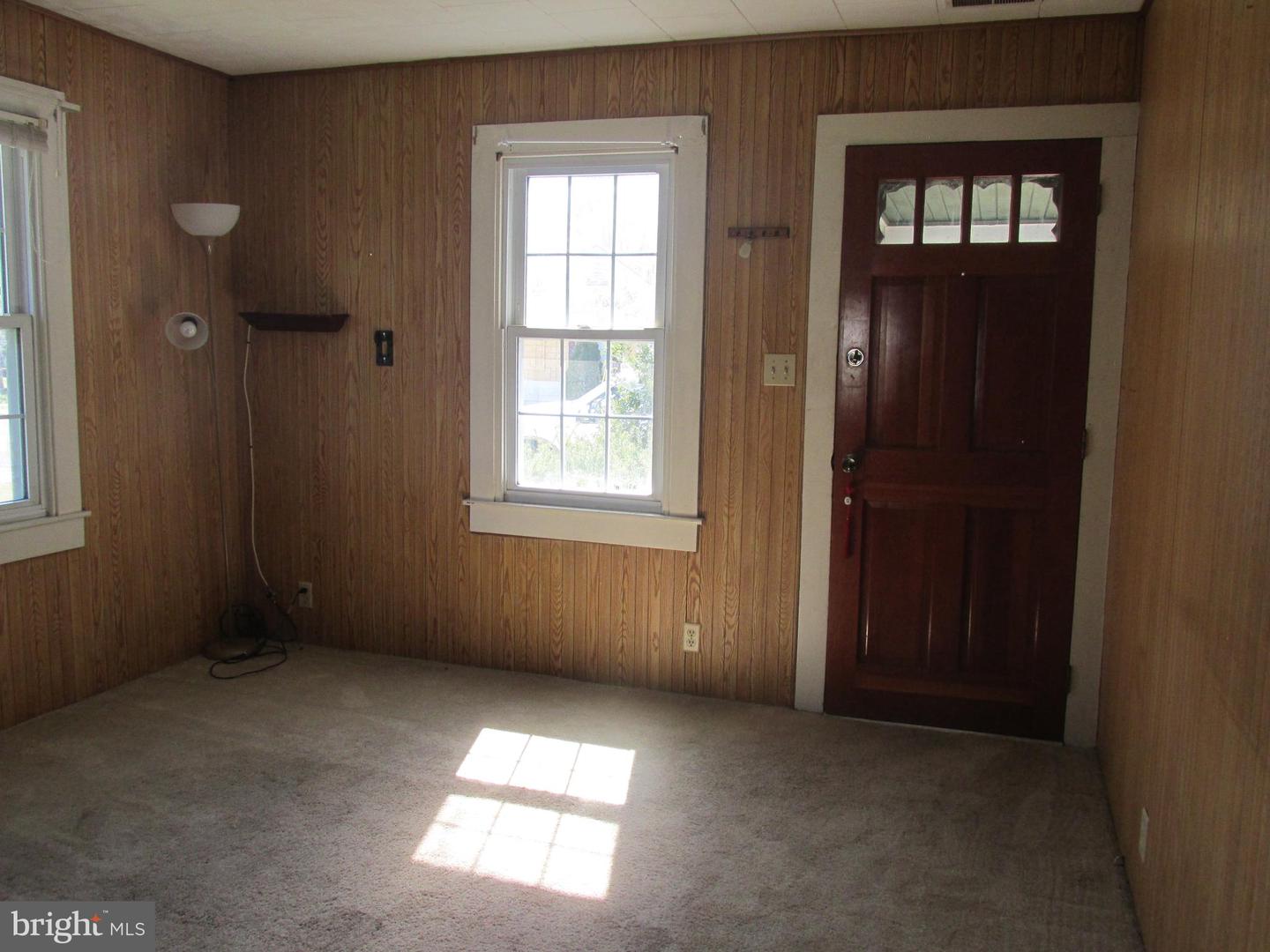 1105 Holland Ave
