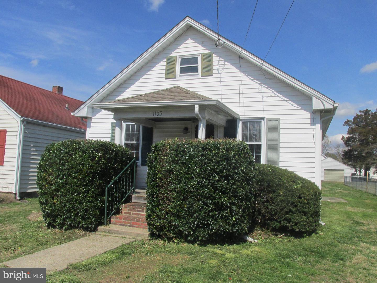 1105 Holland Ave