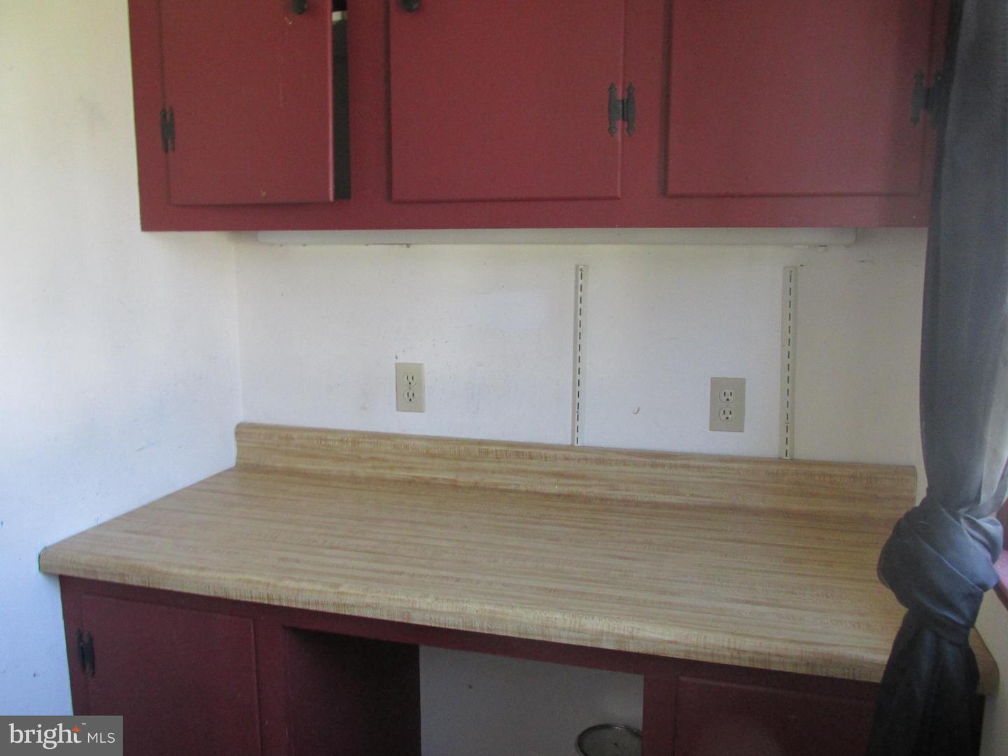 1105 Holland Ave