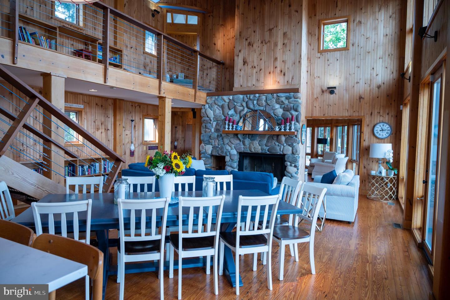 608 Hills Point Rd