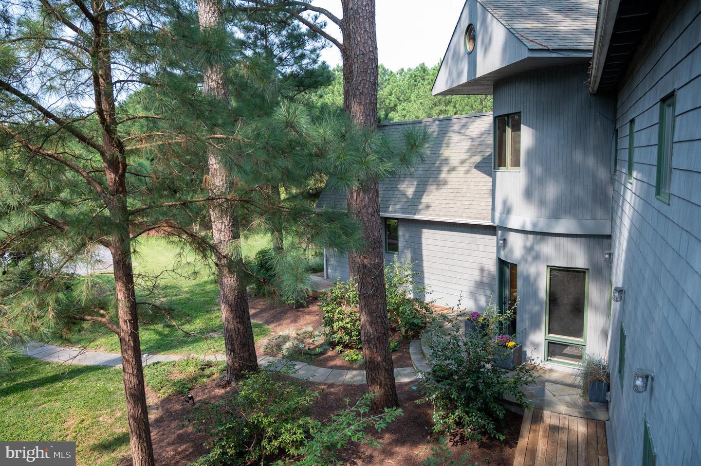 608 Hills Point Rd