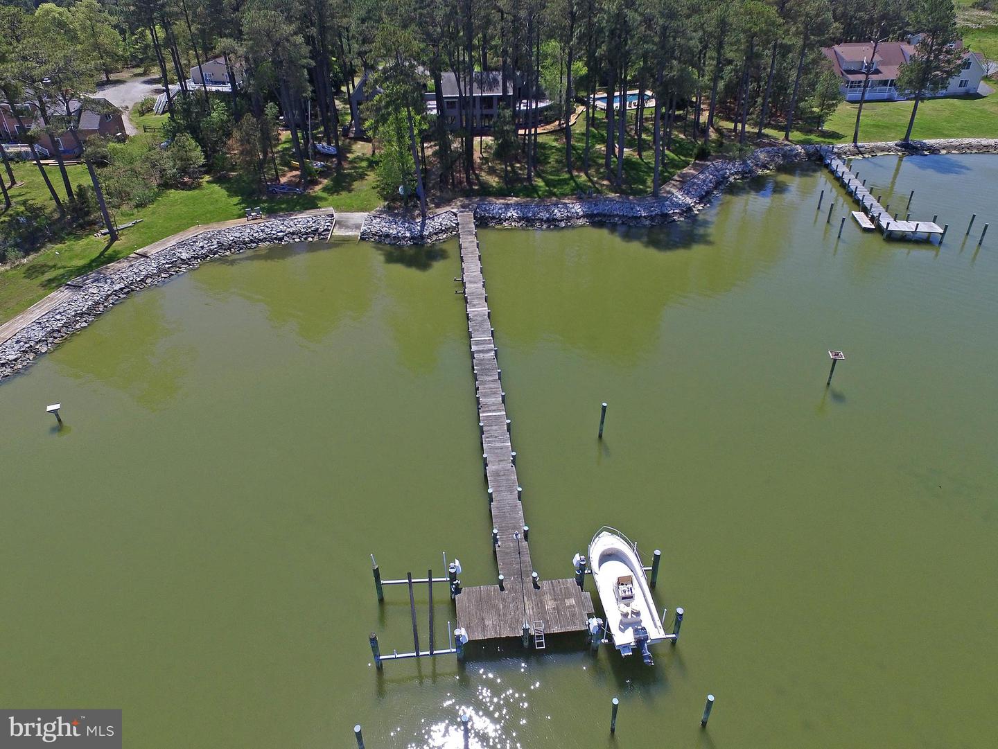 608 Hills Point Rd