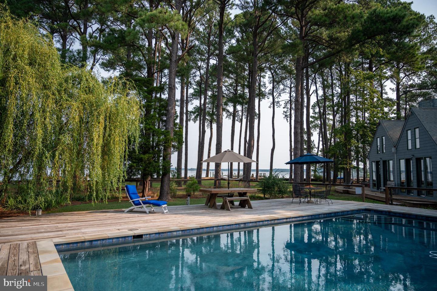 608 Hills Point Rd