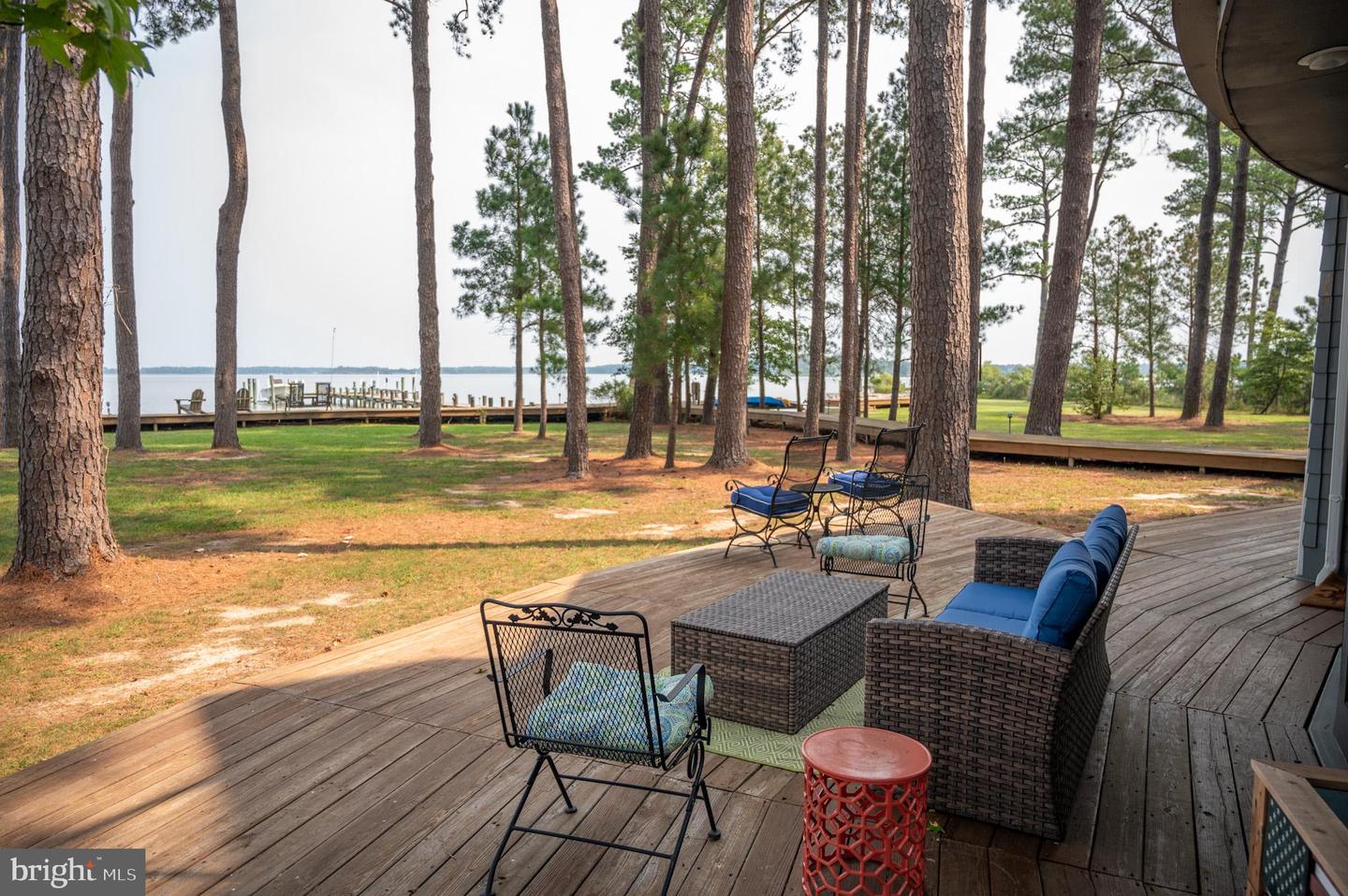608 Hills Point Rd