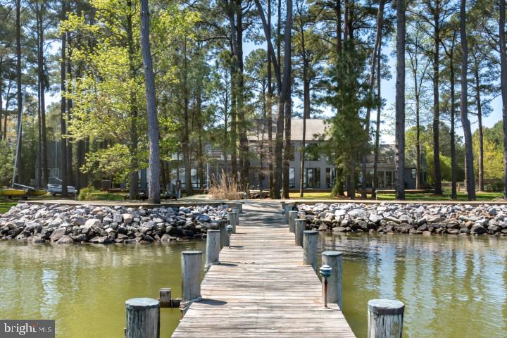 608 Hills Point Rd
