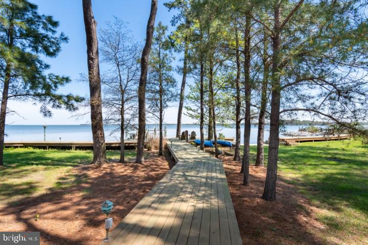 608 Hills Point Rd