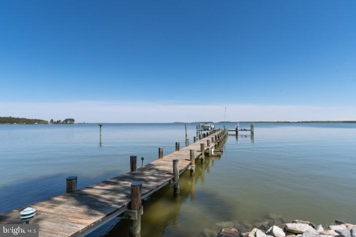 608 Hills Point Rd