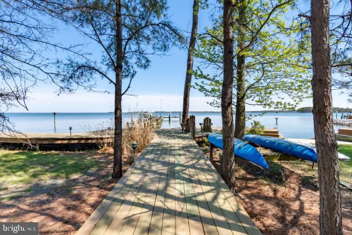 608 Hills Point Rd