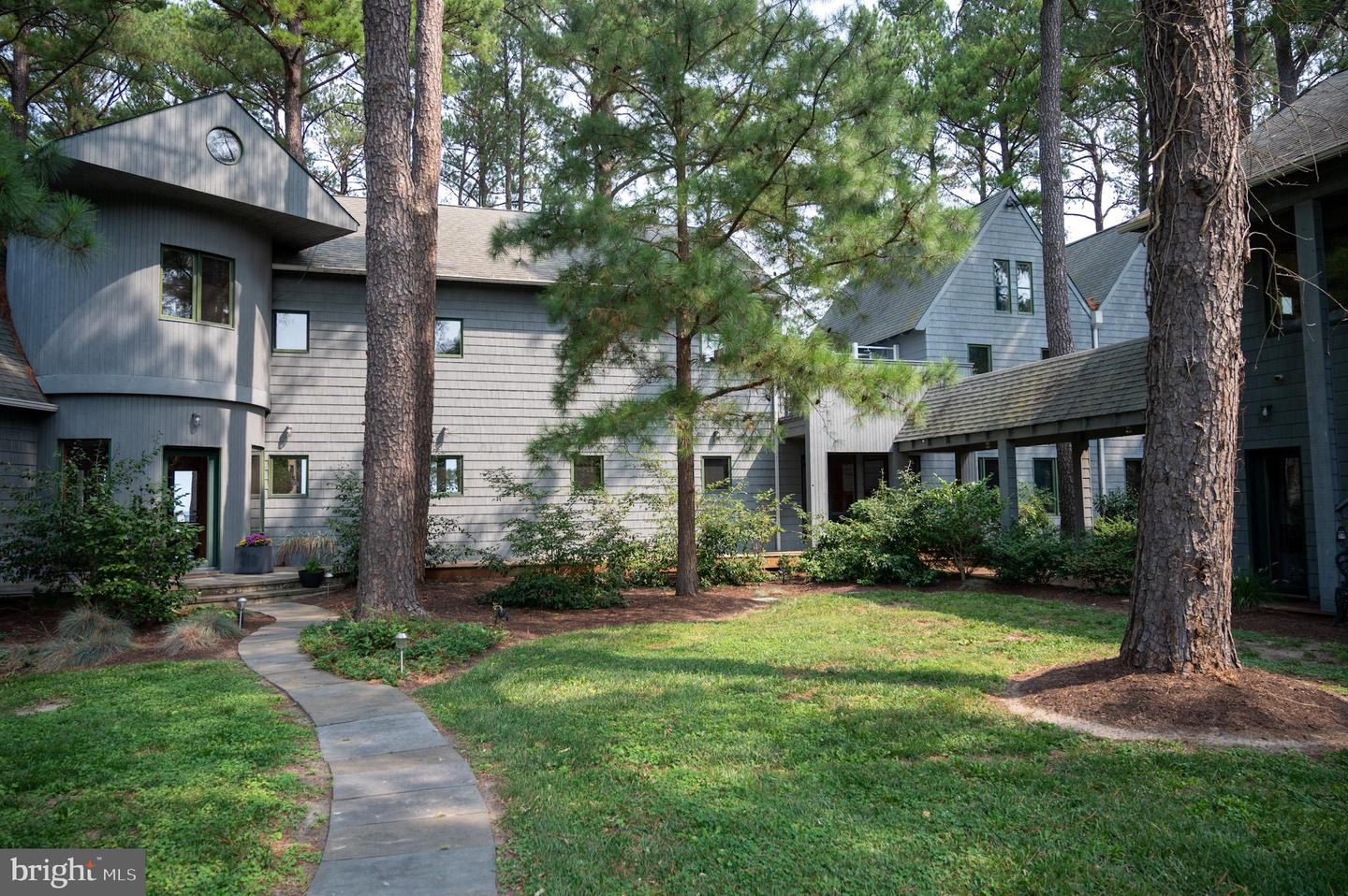 608 Hills Point Rd