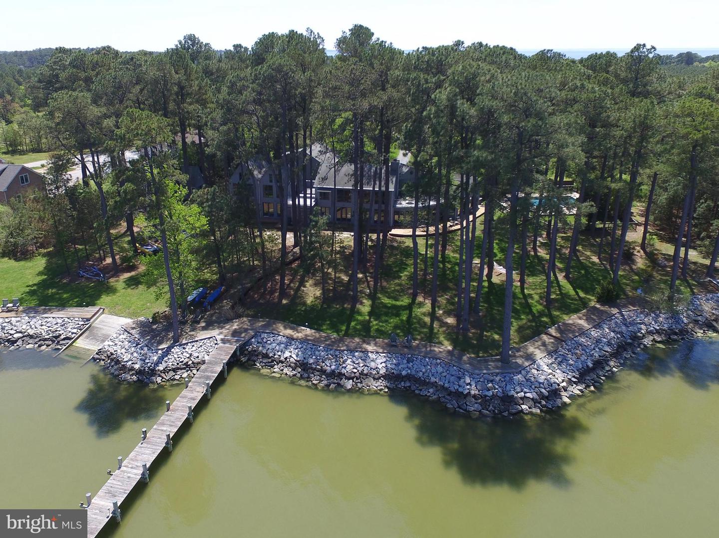 608 Hills Point Rd