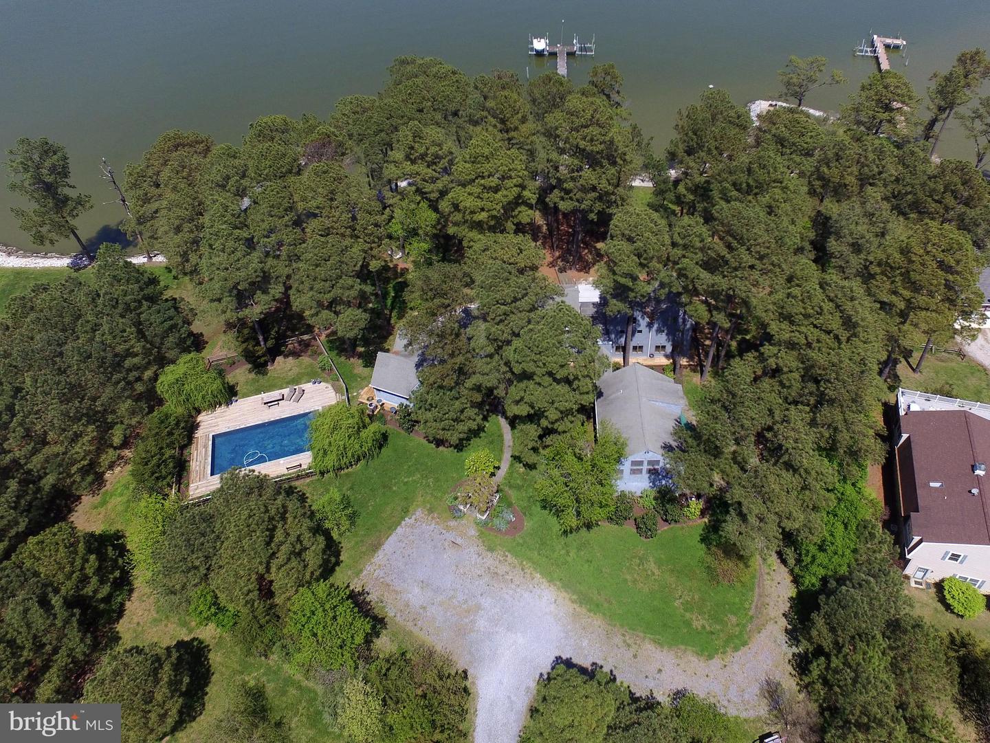 608 Hills Point Rd