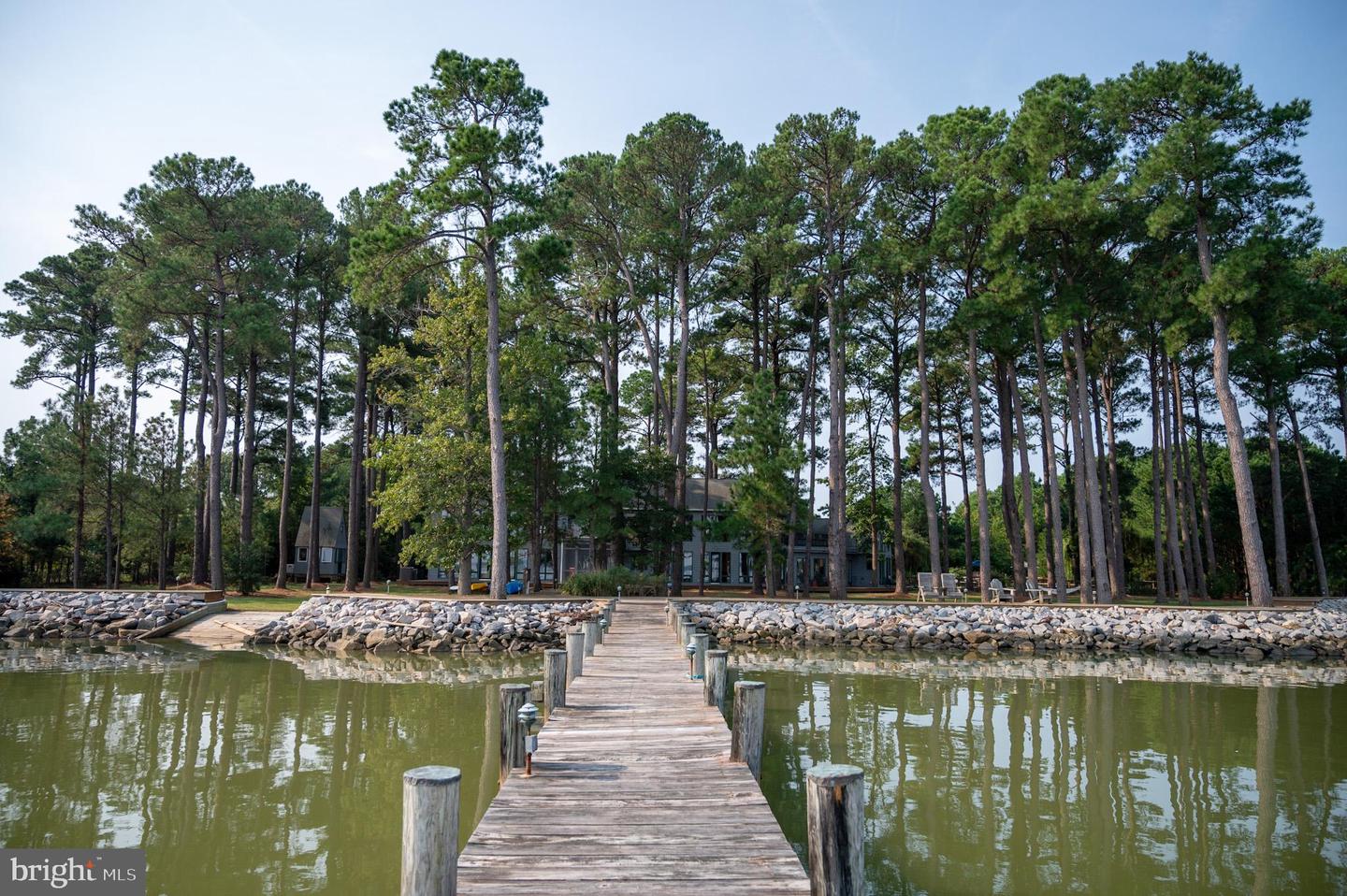 608 Hills Point Rd