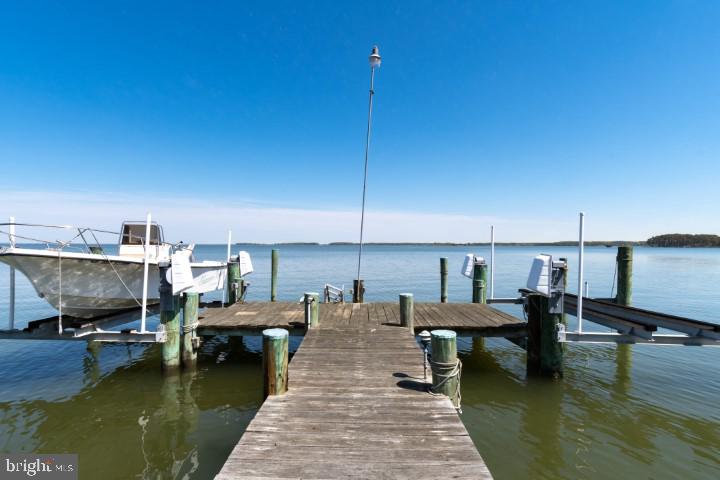 608 Hills Point Rd