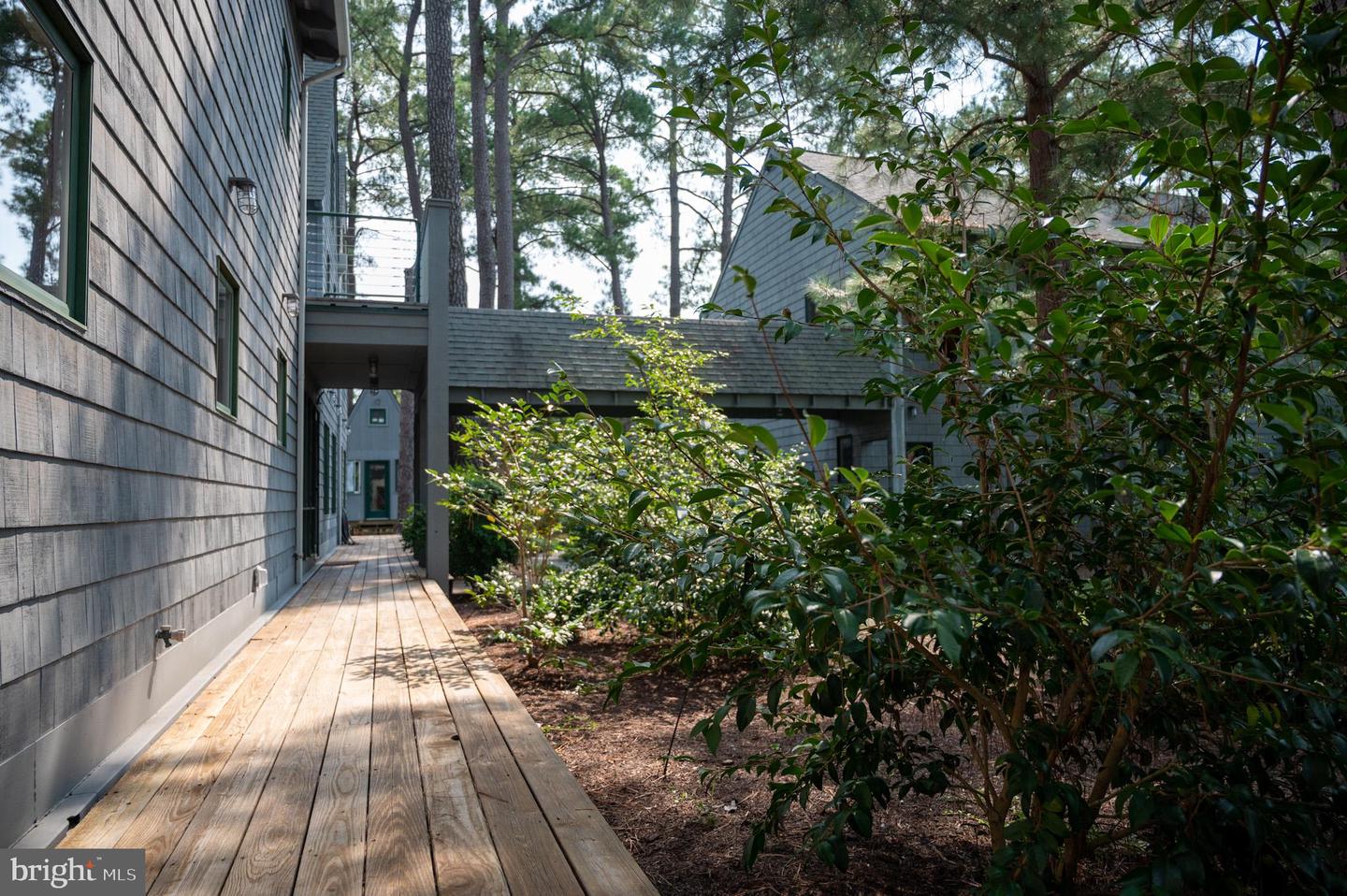608 Hills Point Rd