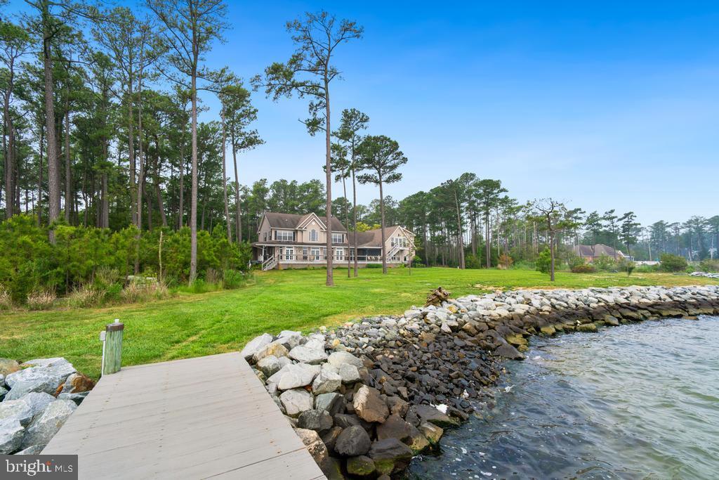 5119 Brooks Rd