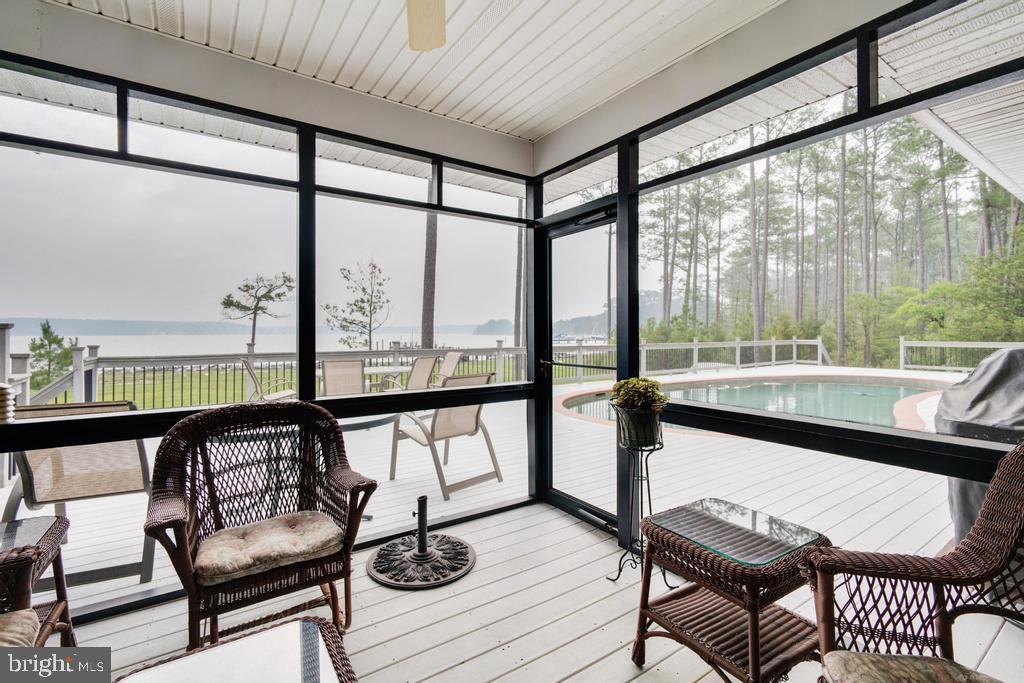5119 Brooks Rd