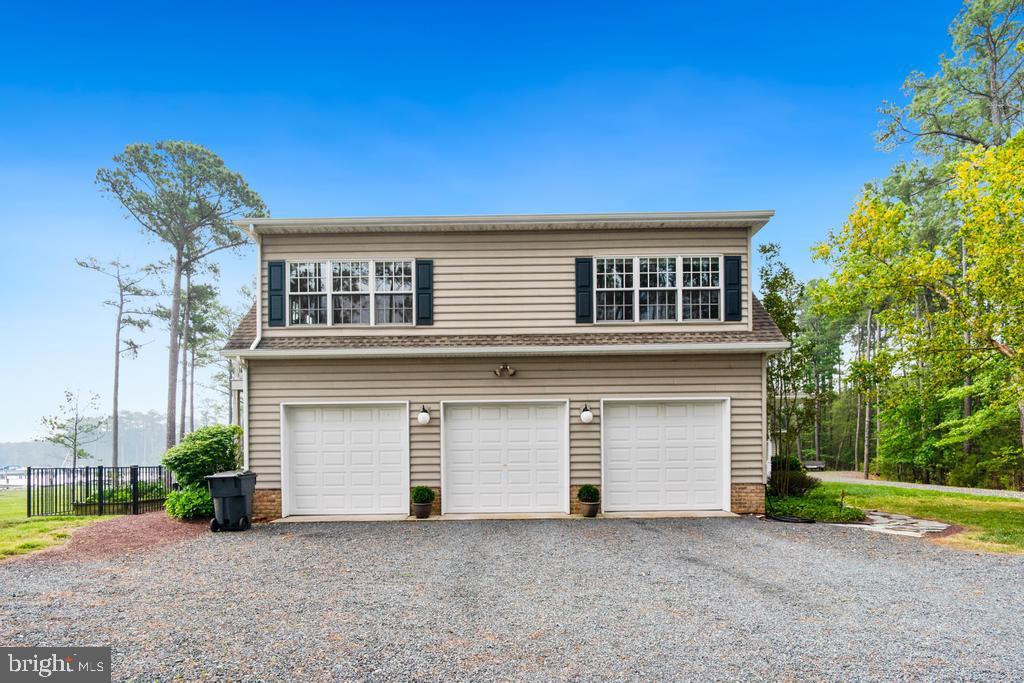 5119 Brooks Rd