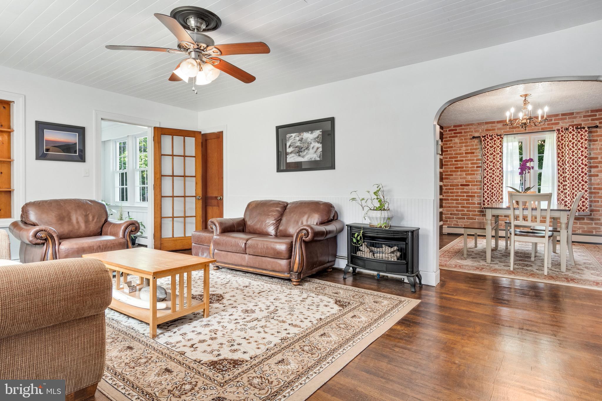 317 Somerset Ave