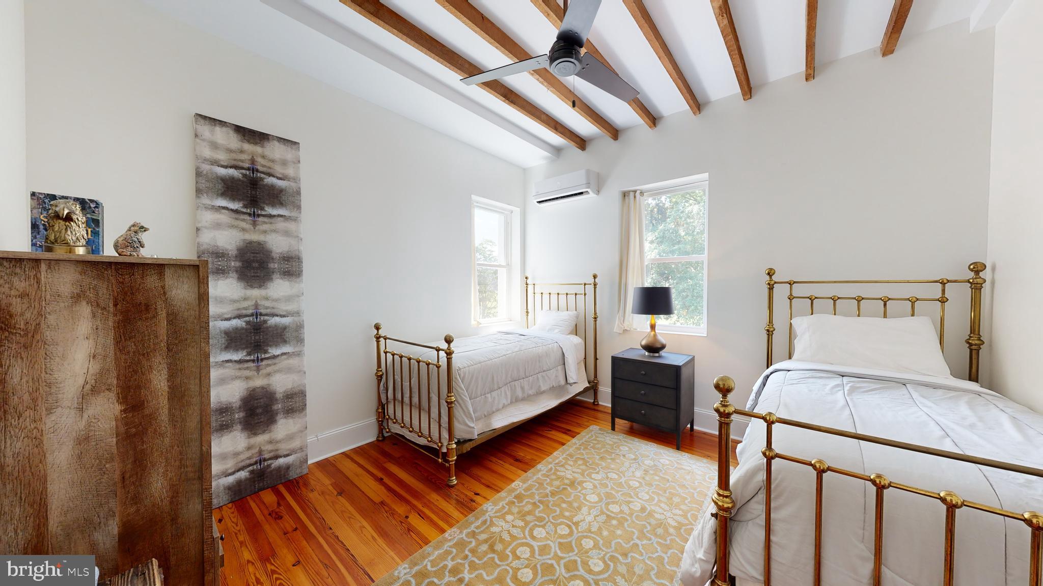 3618 Greenpoint Rd