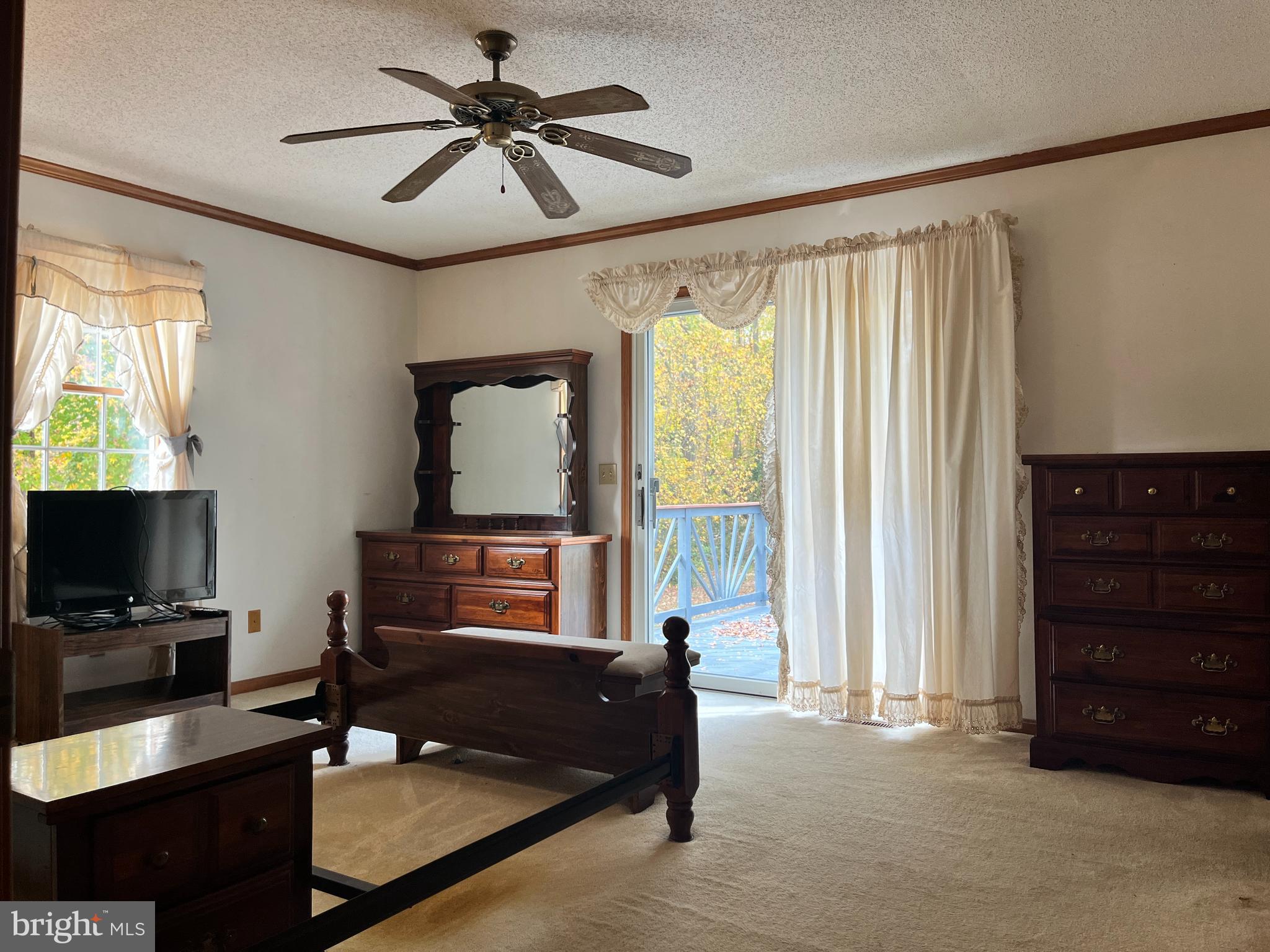 5634 Mount Holly Rd